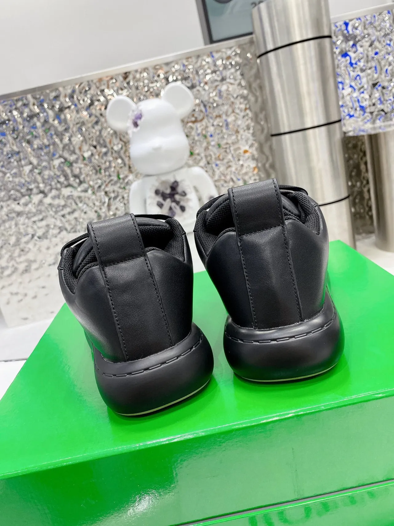 Bottega Veneta sneakers lifestyle semelle plateforme monocrome noir 4