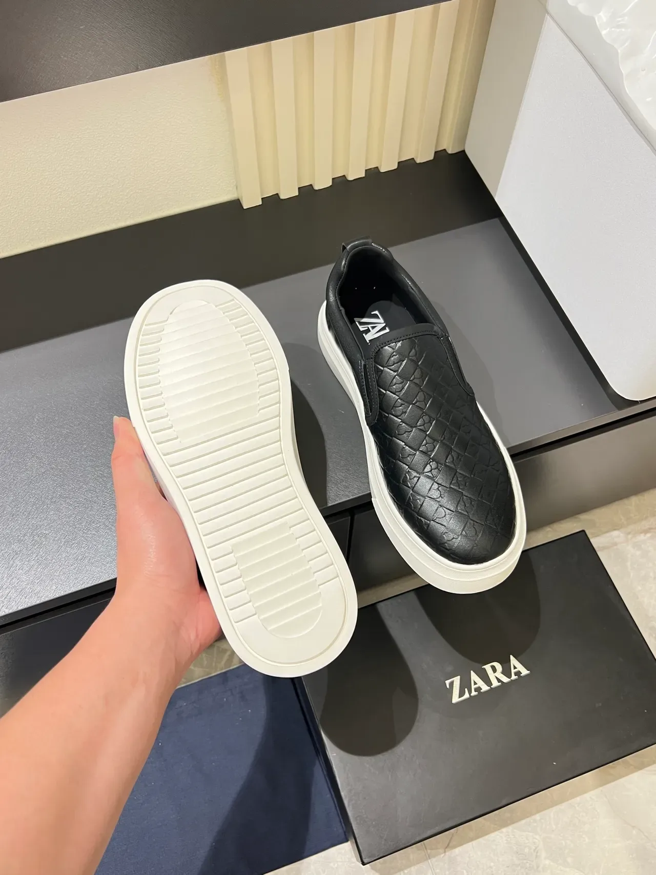 Bottega Veneta Cassette Black Intrecciato Slip-On Lifestyle Sneakers 3