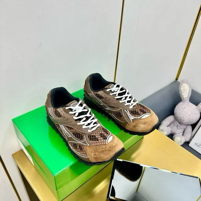 Bottega Veneta Cassette Sneaker Marrom Couro Tricotado Tênis Lifestyle 4