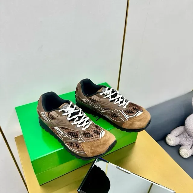Bottega Veneta Cassette Sneaker Marrom Couro Tricotado Tênis Lifestyle 5