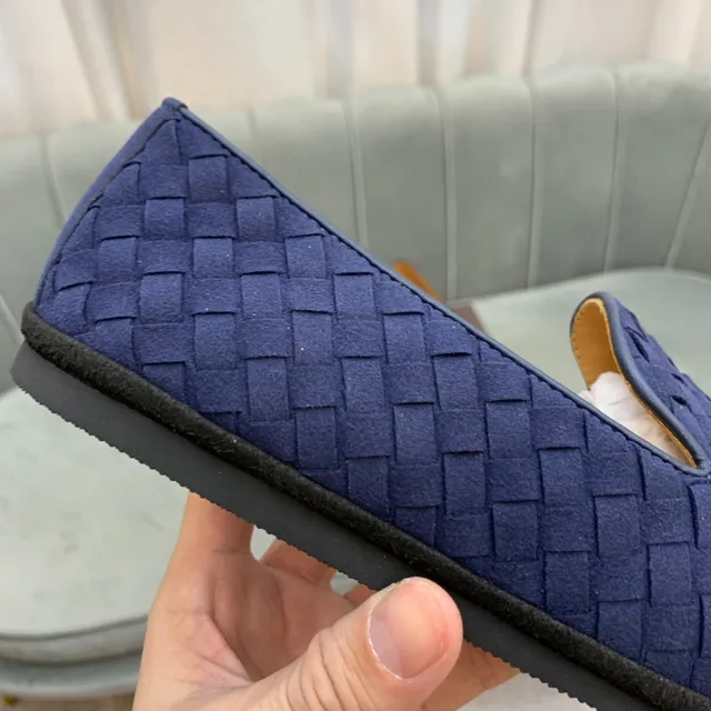 Bottega Veneta Mocassins Slip-On Loafer en Cuir Navy Brown Intrecciato tissé 3