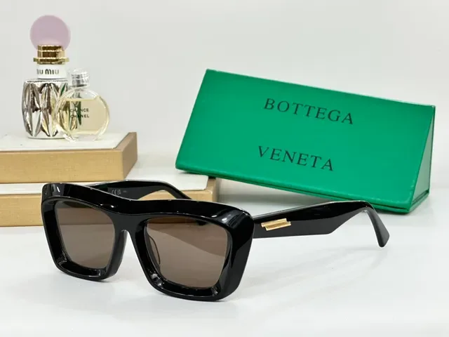 Bottega Veneta Oversized Square Pale Blue Acetate Sunglasses 6