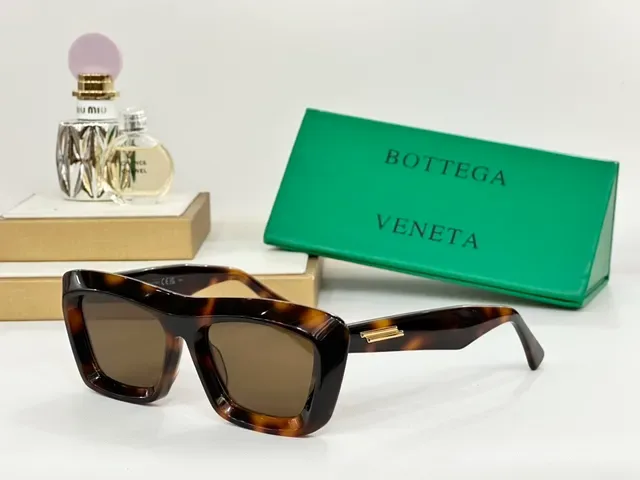 Bottega Veneta Oversized Square Pale Blue Acetate Sunglasses 8