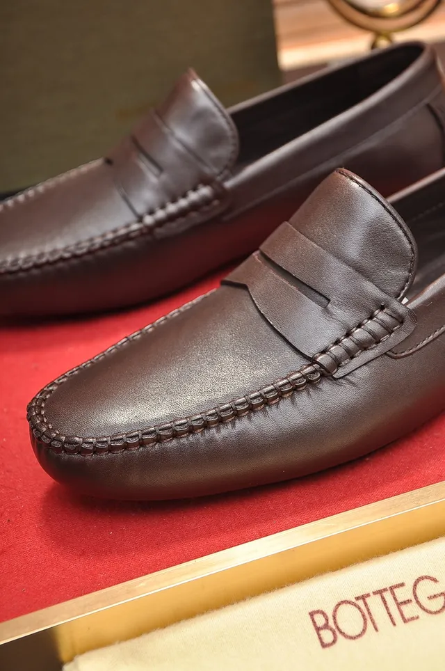 Bottega Veneta Penny Loafer Chaussures en Cuir Marron 2