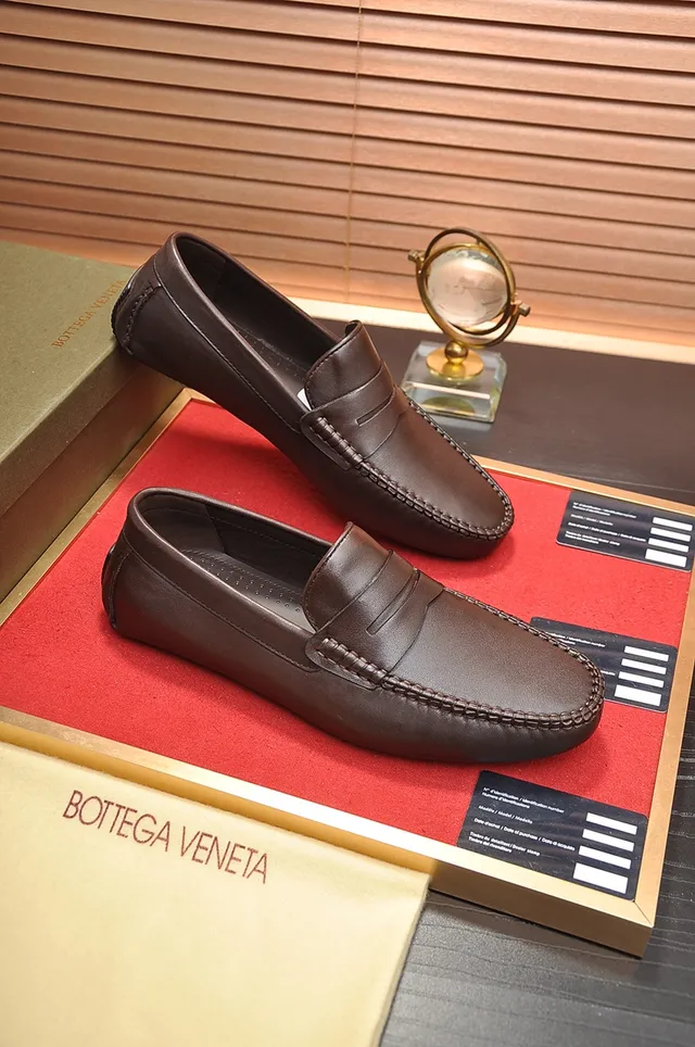 Bottega Veneta Penny Loafer Chaussures en Cuir Marron 4