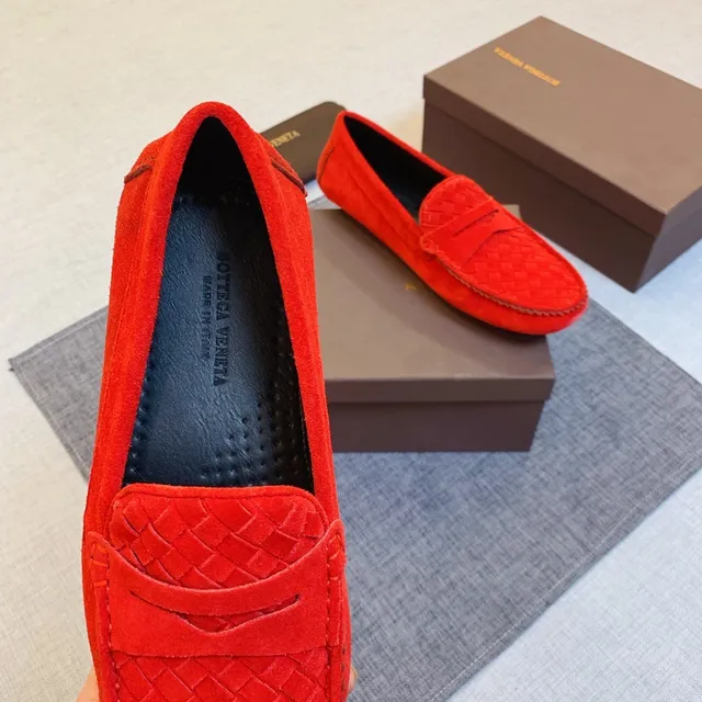 Bottega Veneta Woven Intrecciato Mocassins en Daim Rouge 2