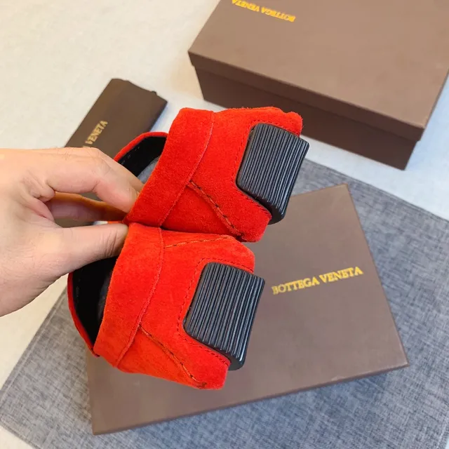 Bottega Veneta Woven Intrecciato Mocassins en Daim Rouge 3