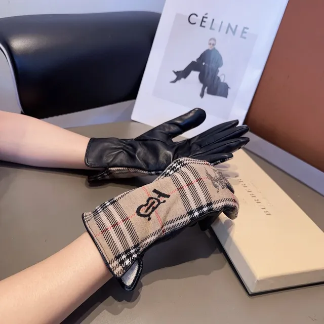 Burberry Beige Black Check-Patterned Monogrammed Leather Gloves 4