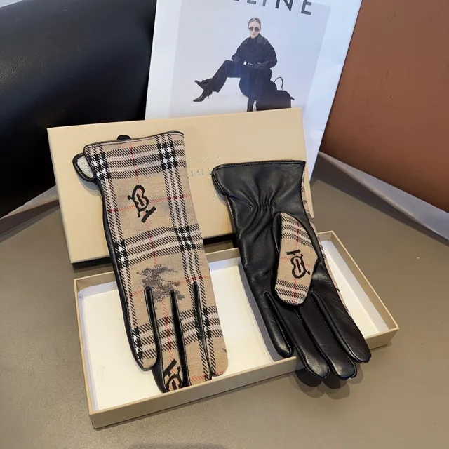 Burberry Beige Black Check-Patterned Monogrammed Leather Gloves 7