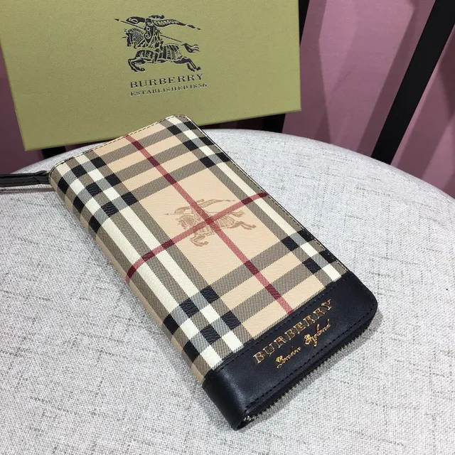 Burberry Beige Black House Check Pattern Equestrian Knight Logo Long Wallet 6