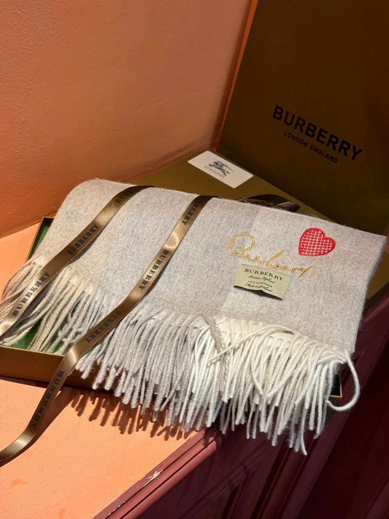 Burberry Beige Gray Large-Scale Check Pattern Fringed Edges Cashmere Scarf 6
