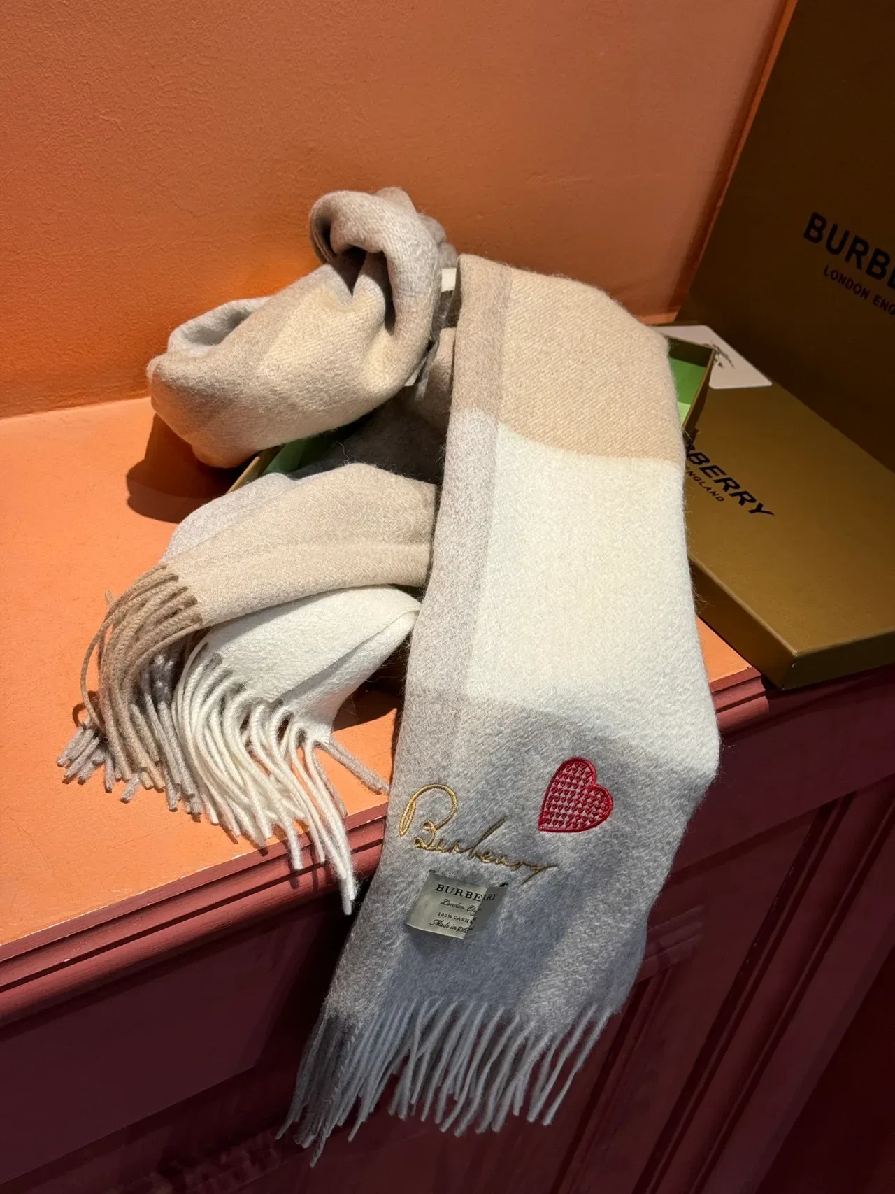 Burberry Beige Gray Large-Scale Check Pattern Fringed Edges Cashmere Scarf 9