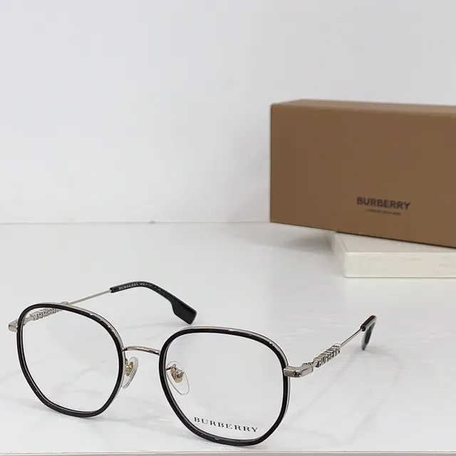 Burberry Gafas Ópticas Montura Oval Negra y Oro de Dos Tonos 5