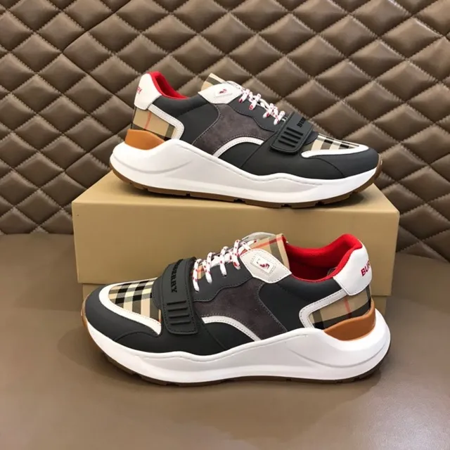 Burberry Knight semelles noires et blanches panneaux motif à carreaux sneakers chunky 6
