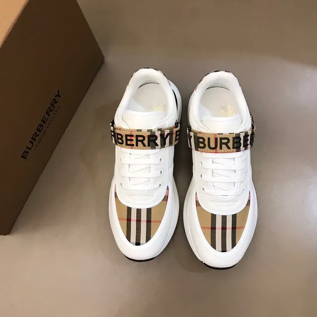 Burberry Lola Blanc Beige Semelle plateforme épaisse Détail sangle check maison Chaussures lifestyle 9