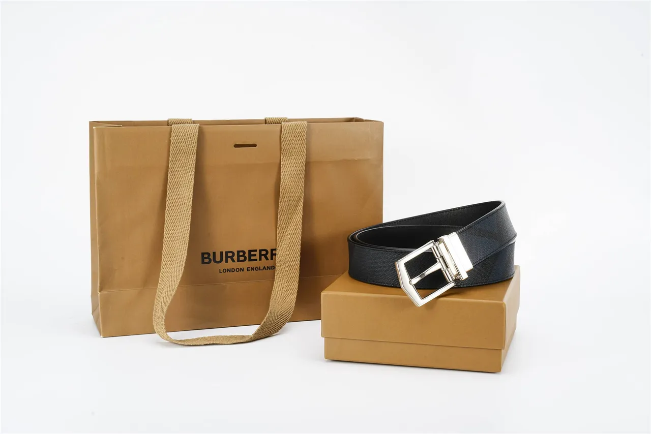 Burberry Reversible Belt Black Navy Check-Patterned Fabric Leather Belt 6