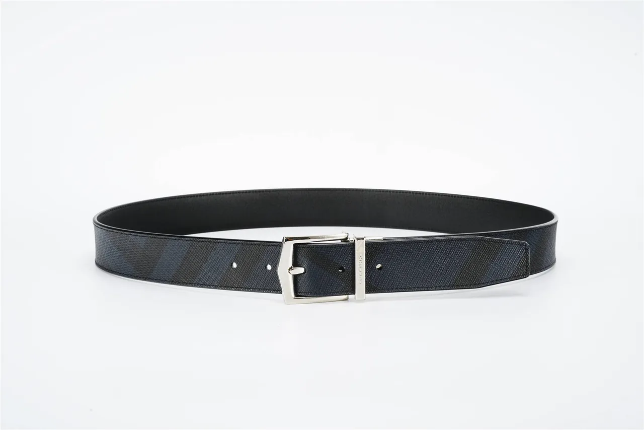 Burberry Reversible Belt Black Navy Check-Patterned Fabric Leather Belt 9
