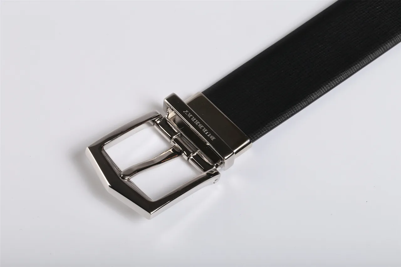 Burberry Reversible Textured Black Navy Leather Belt 4