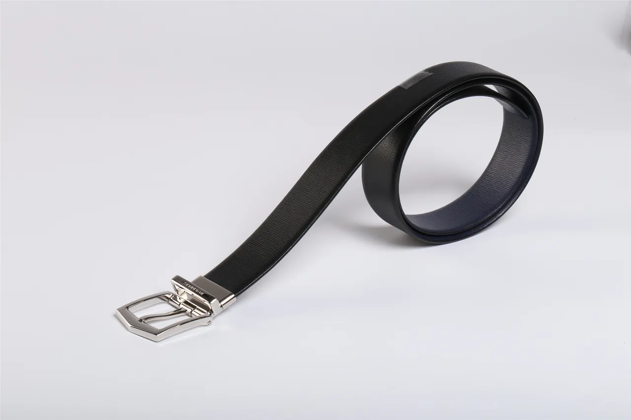 Burberry Reversible Textured Black Navy Leather Belt 5
