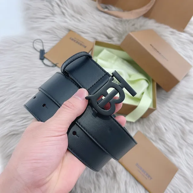 Burberry TB Belt Couro Escuro Fivela Preta Fosca Cinto de Couro 2