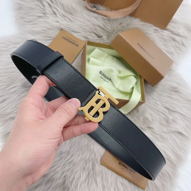 Burberry TB Belt Couro Escuro Fivela Preta Fosca Cinto de Couro 4