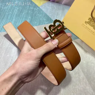 Burberry TB Monogram ভূরা চামড়ার বেল্ট