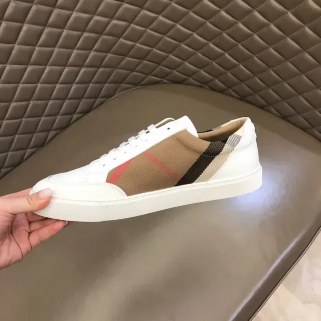 Burberry Blanc Beige Cuir House Check Panel Latéral Lifestyle Sneakers 3