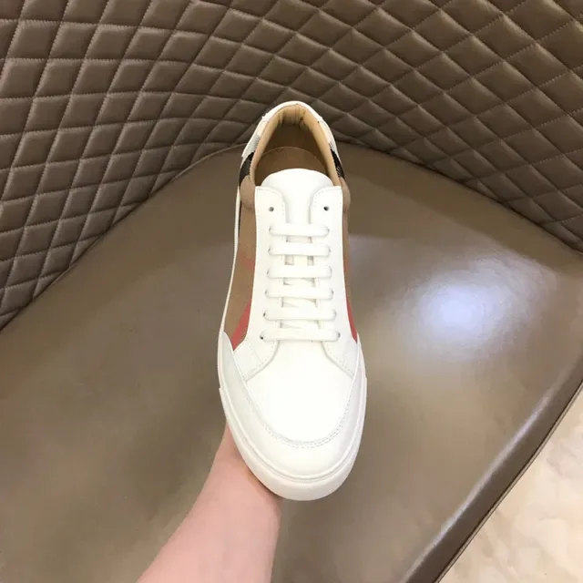 Burberry Blanc Beige Cuir House Check Panel Latéral Lifestyle Sneakers 4