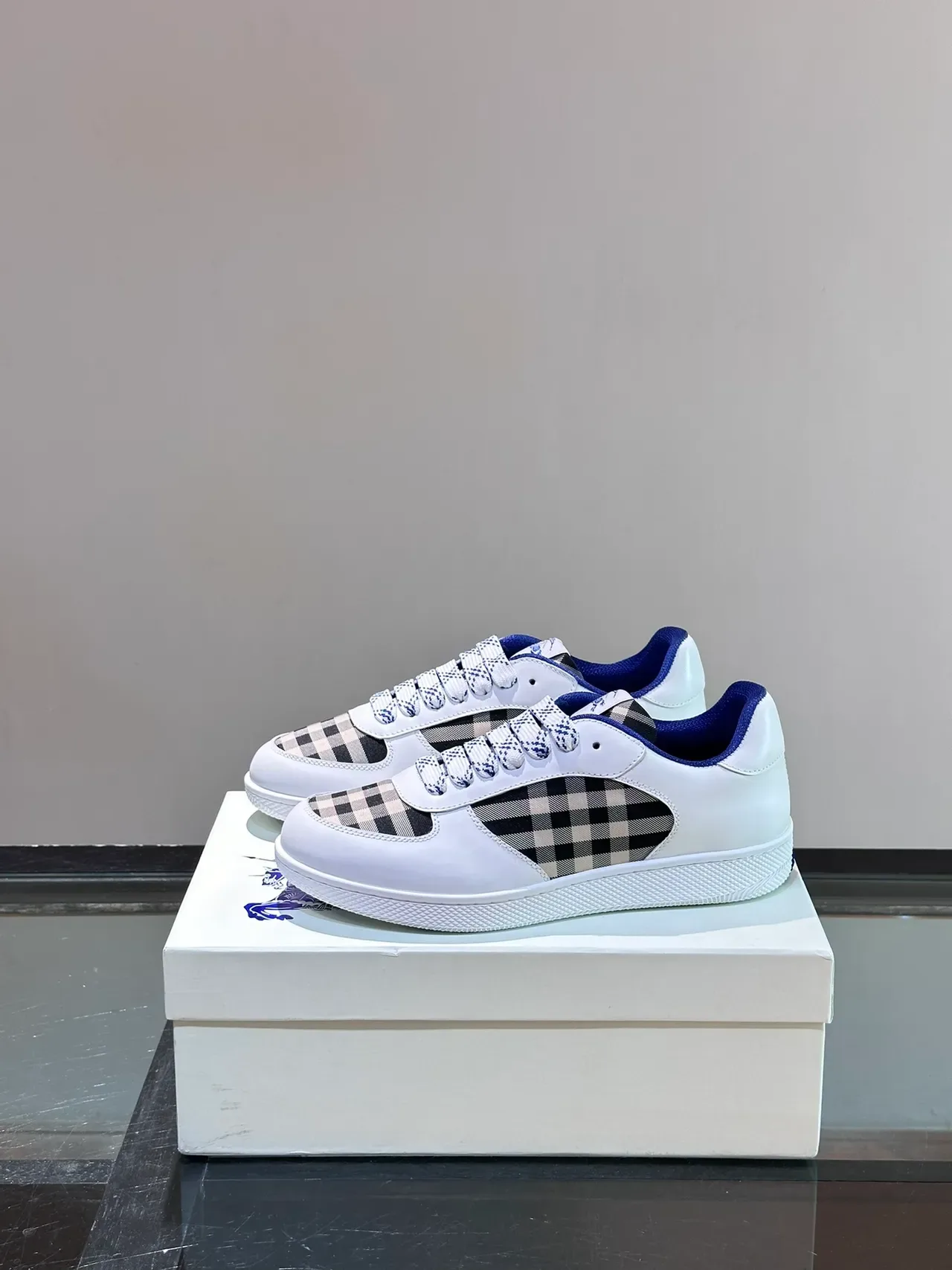 Burberry White Navy Leather Upper House Check Panel Lifestyle Sneakers 5