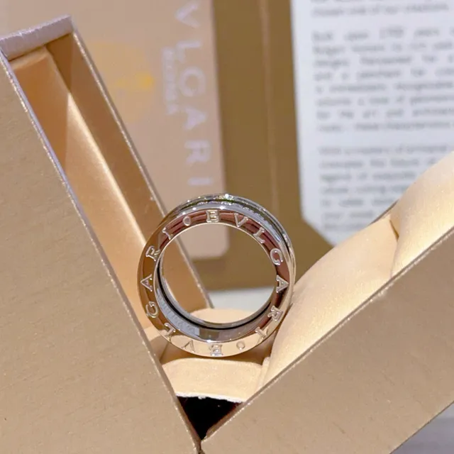 Bvlgari B.zero1 Multi-Band Pavé Diamond Ring 5