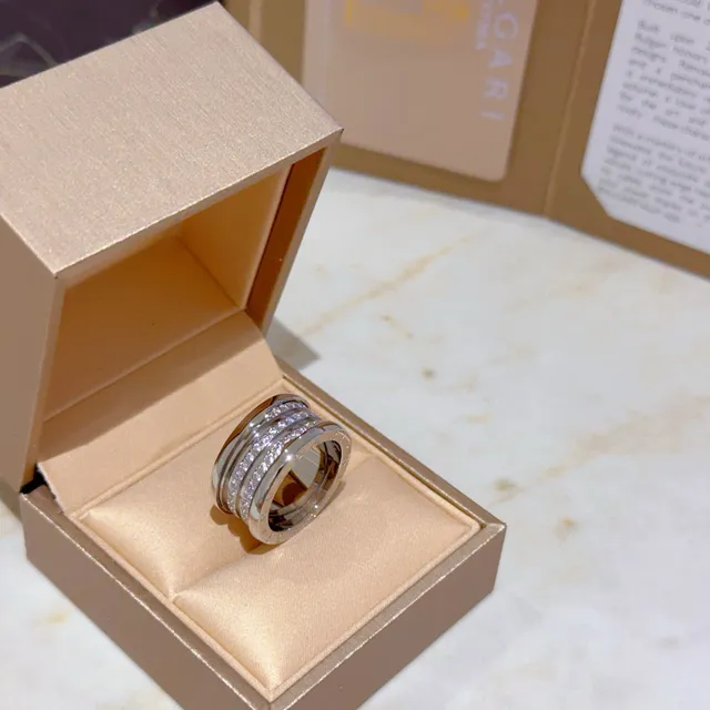 Bvlgari B.zero1 Multi-Band Pavé Diamond Ring 6