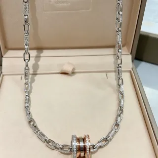 Bvlgari B.zero1 Collier d'anneau rotatif pavé de diamants multicolore