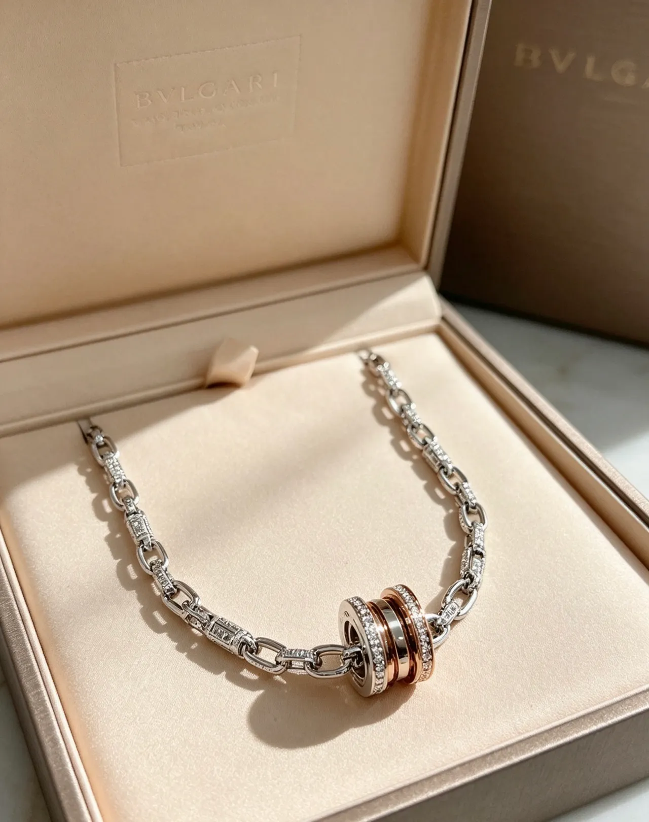 Bvlgari B.zero1 Multi-Tone Diamond-Pavé Rotating Ring Necklace 4