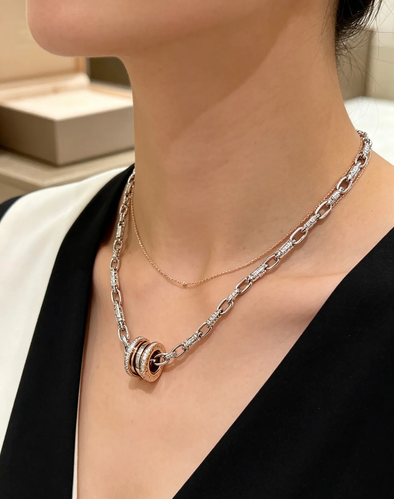 Bvlgari B.zero1 Multi-Tone Diamond-Pavé Rotating Ring Necklace 5
