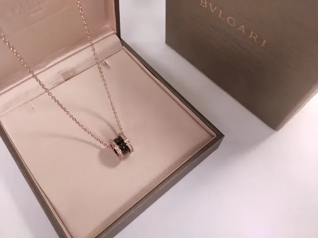 Bvlgari B.zero1 Collier Or Rose Céramique Noire Diamants Pavé 8