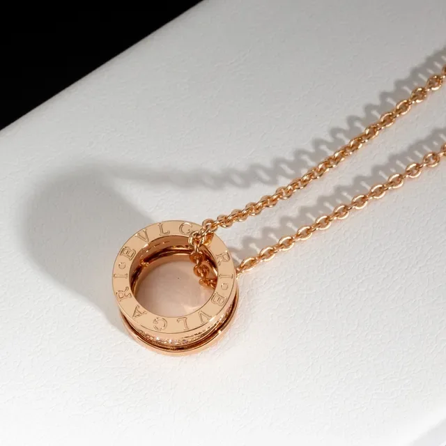 Bvlgari B.zero1 Collier Triple Interlocking Ring Pavé Diamond Or Rose 2