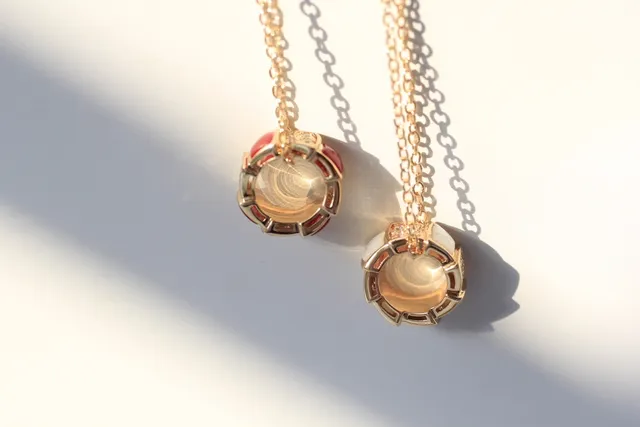 Bvlgari Or Rouge Empilable Géométrique Pendentif Acentos Diamants Pavé Collier 8