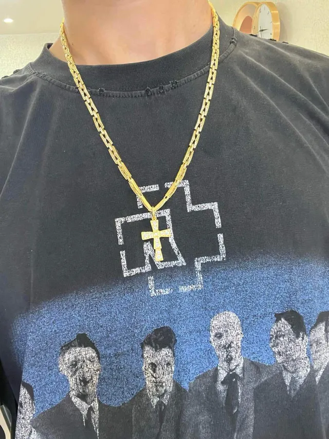Bvlgari Collier pendentif croix pavé doré 2