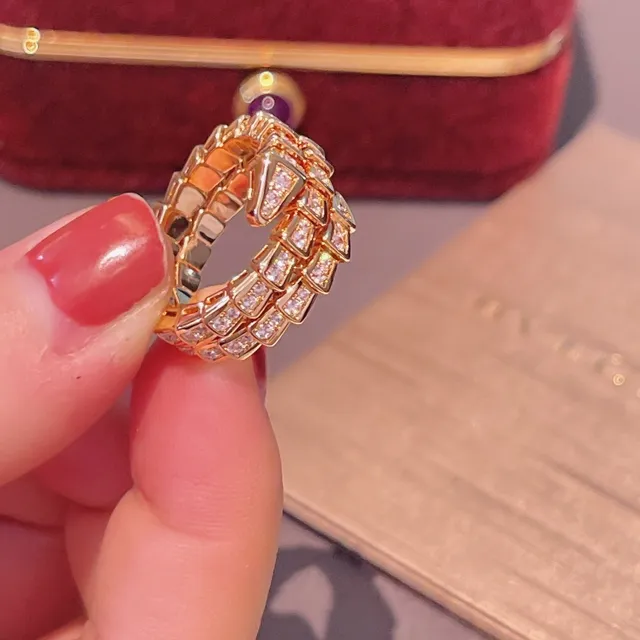 Bvlgari Serpenti Viper بافيه الماس أقراط حلقية ملفوفة 2