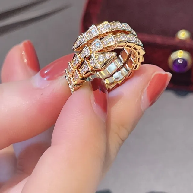 Bvlgari Serpenti Viper بافيه الماس أقراط حلقية ملفوفة 3