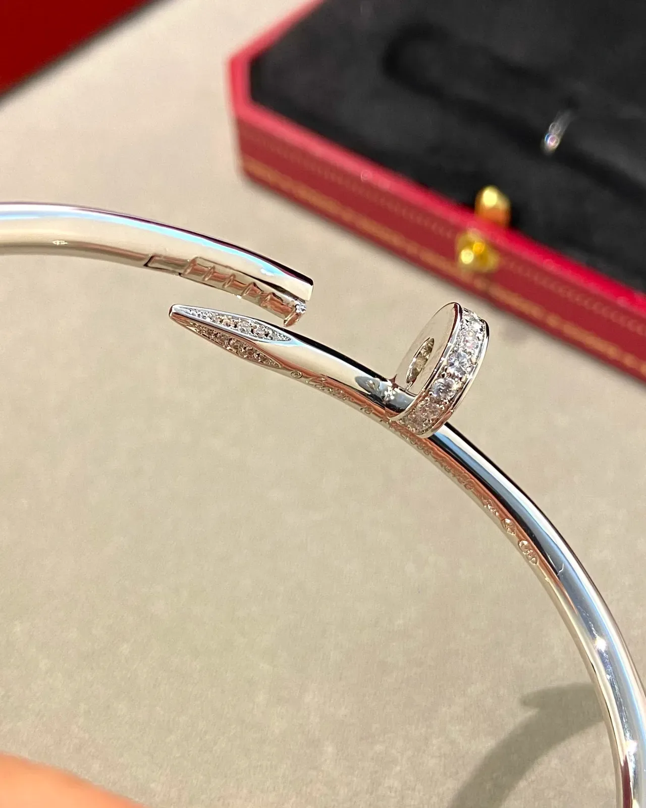 Bracelete Cartier Juste un Clou Pavé Diamante 7