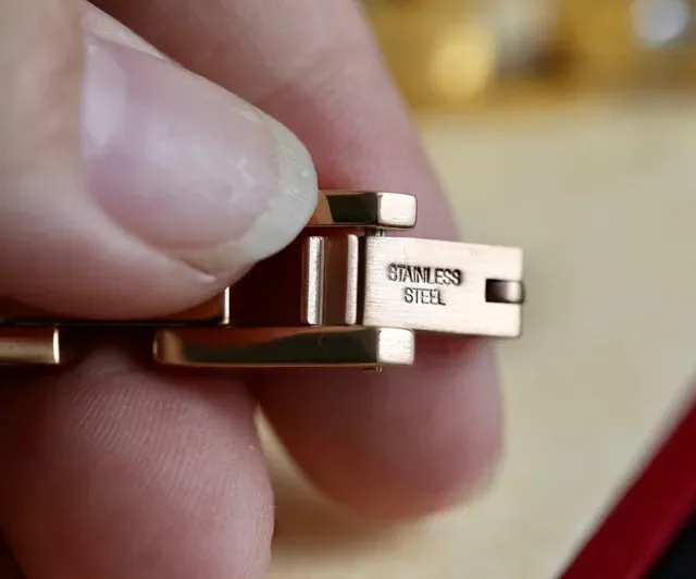 Cartier Love Bracelet ذهب فضة ذهب وردي ثنائي اللون سوار ذي حلقات معدنية 2