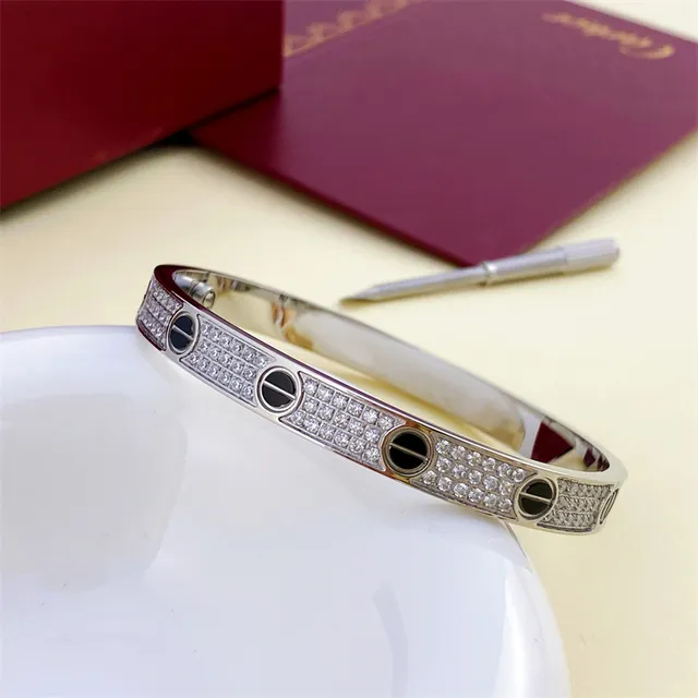 Bracelets Cartier Love Pavé Cristal Rigide Bangle 2