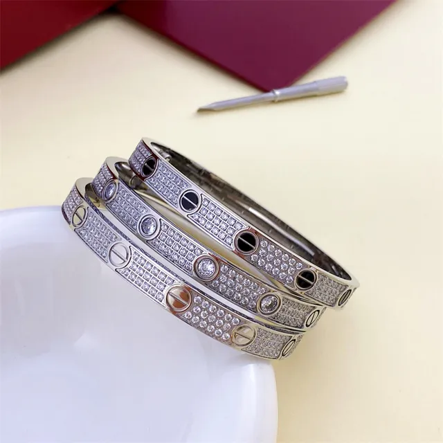 Bracelets Cartier Love Pavé Cristal Rigide Bangle 3