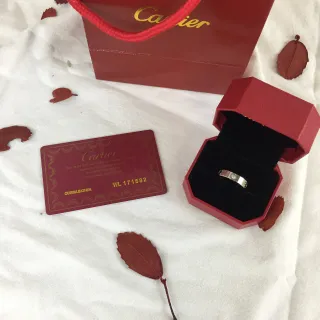 Cartier Love Ring Silver एक पत्थर की अंगूठी