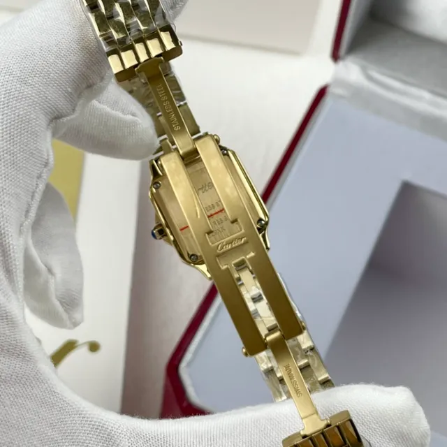 Cartier Panthère de Cartier بلون ذهبي إطار ماسي ساعة ميكانيكية 3