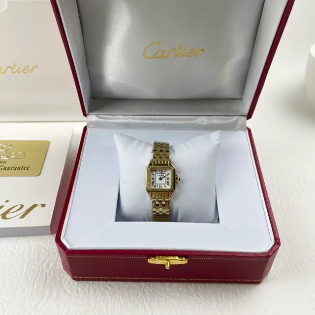 Cartier Panthère de Cartier بلون ذهبي إطار ماسي ساعة ميكانيكية 6
