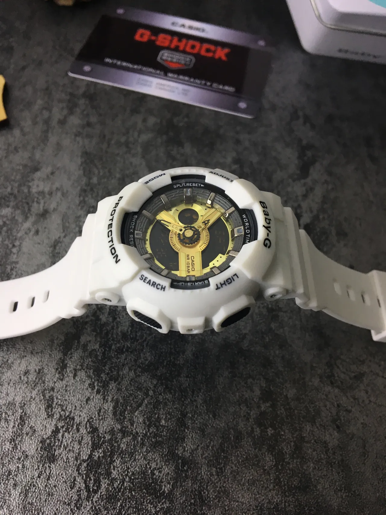 Casio Baby-G Montre Sportive Blanche et Or 4