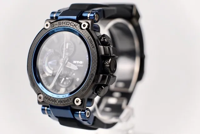 Casio Black Blue Carbon Fiber Bezel Titanium Bracelet Watch 4