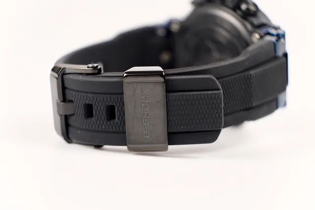 Casio Black Blue Carbon Fiber Bezel Titanium Bracelet Watch 5